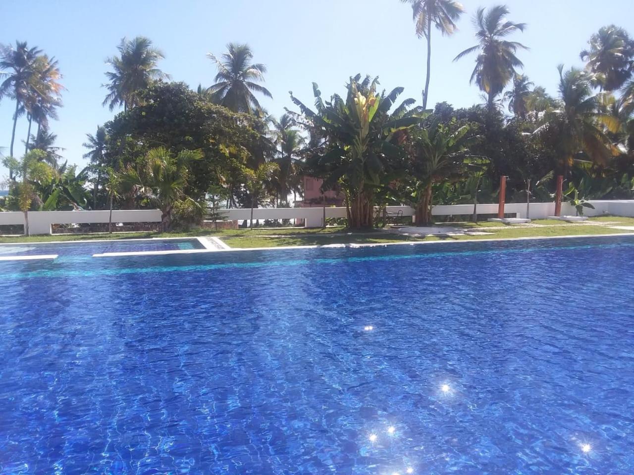 Oasi Encantada - Beach Resort Barahona Esterno foto